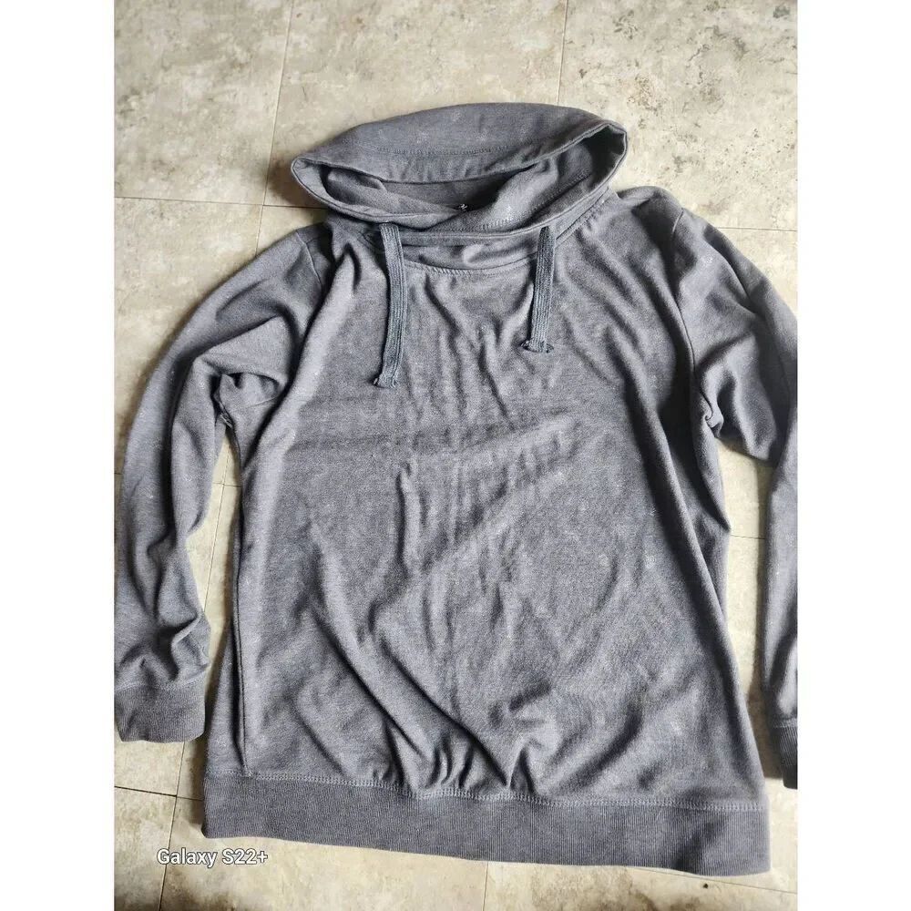 H13  Colors of the World gray sweatshirt
